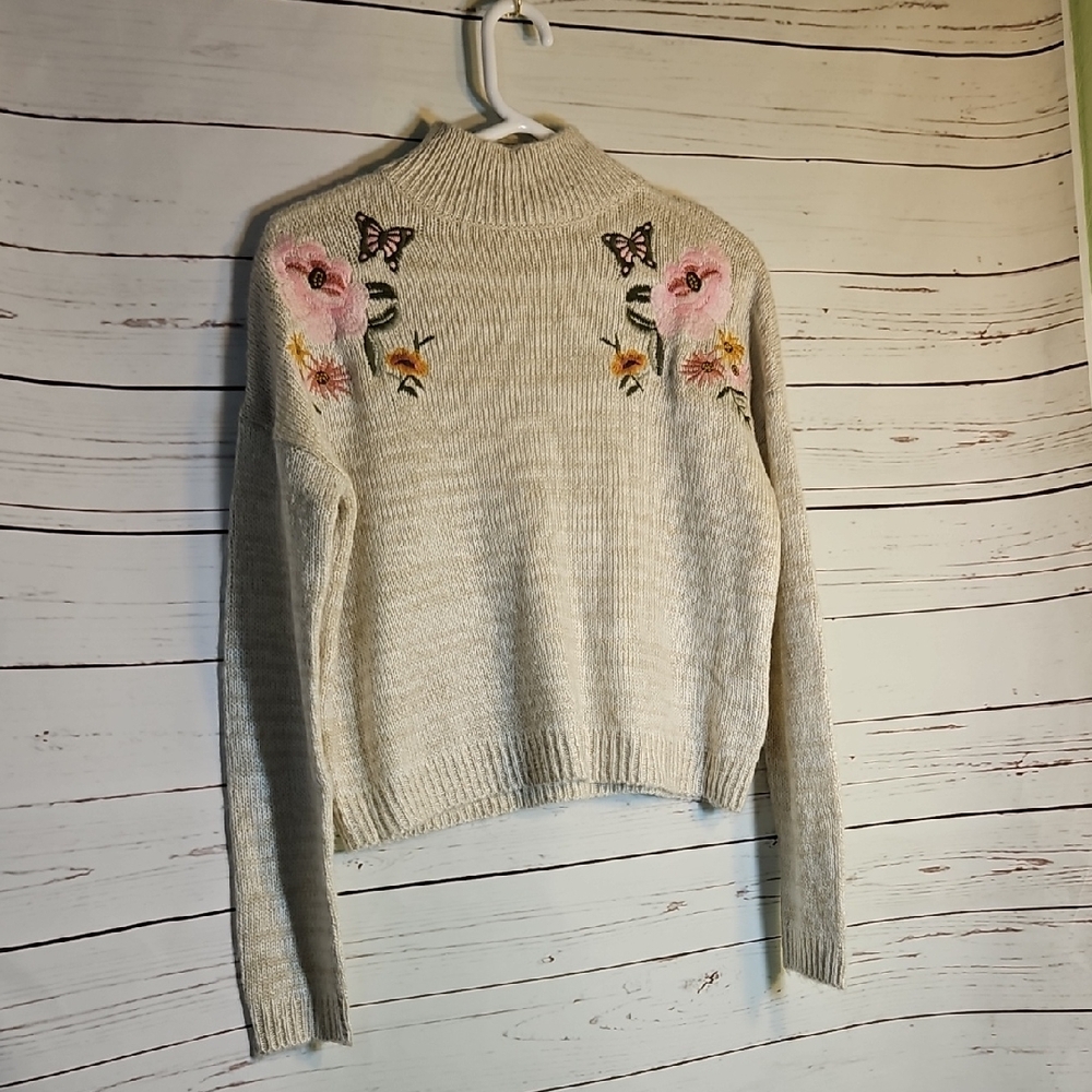 Embroidered Floral Mock Neck Sweater Cuteβ Cozy Spring Fall Pullover Top XS